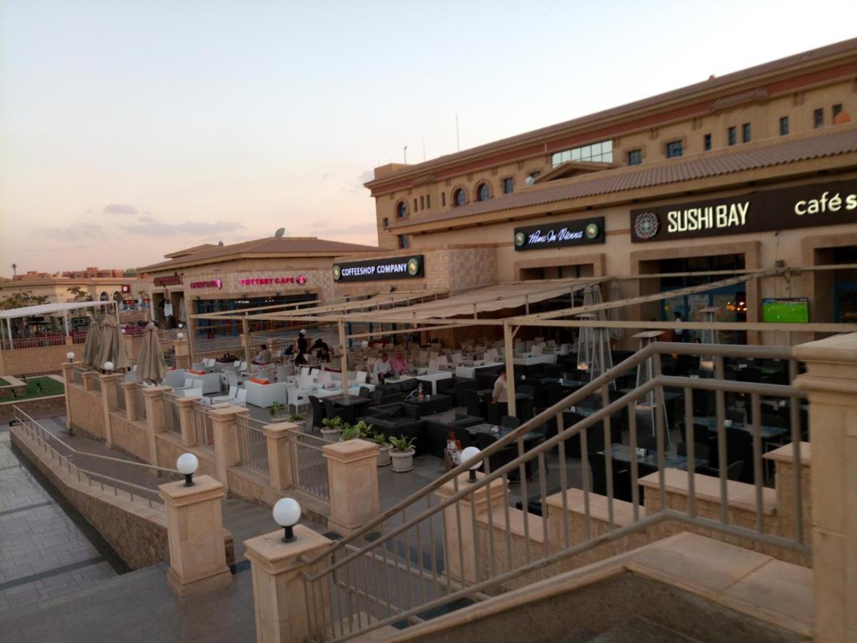 Madinaty Well-Furnished 3- Bedroom Apartment - شقة فندقيه للايجار مدينتي Madinat ash Shuruq Екстер'єр фото